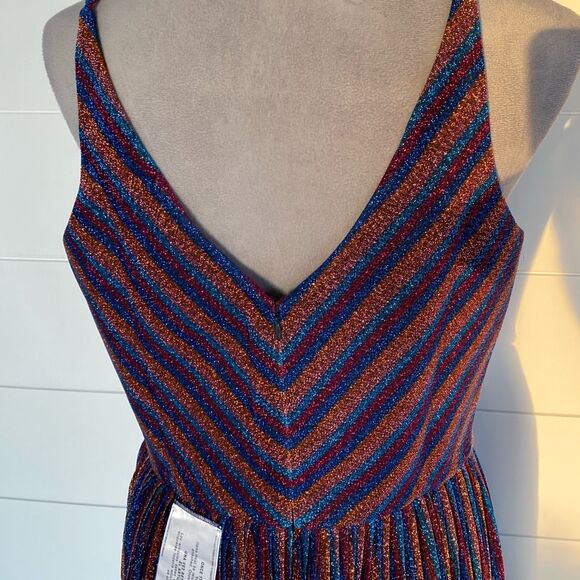 NWT Dress the Population Haley Metallic Fit & Flare Plunging Pleated Dress - Picture 8 of 16